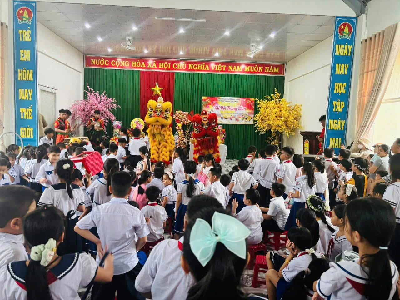 anh tin bai